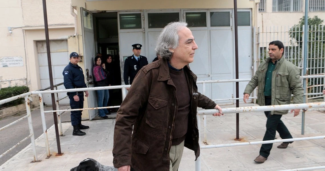 Στις αγροτικές φυλακές Κασσαβέτειας μεταφέρθηκε ο Δ. Κουφοντίνας: Σε δύο χρόνια μπορεί να αποφυλακιστεί- Μητσοτάκης: Τον μετέφεραν στα μουλωχτά